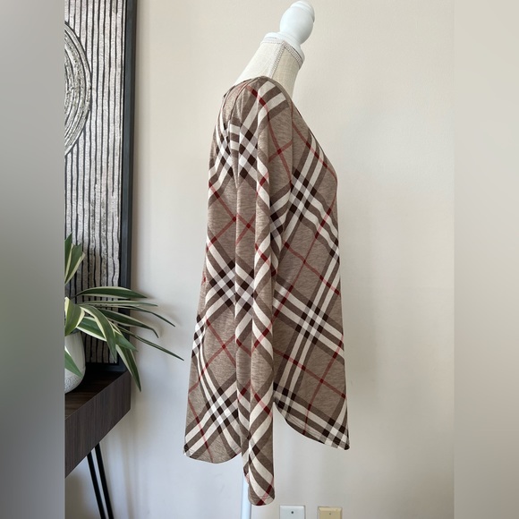 Gorilla Cat Tan, White, Black and Red Plaid V-neck Top size small - Picture 4 of 6